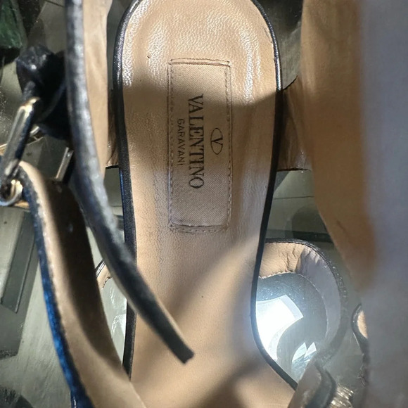 VALENTINO VINTAGE HEELS - Picture 2 of 7